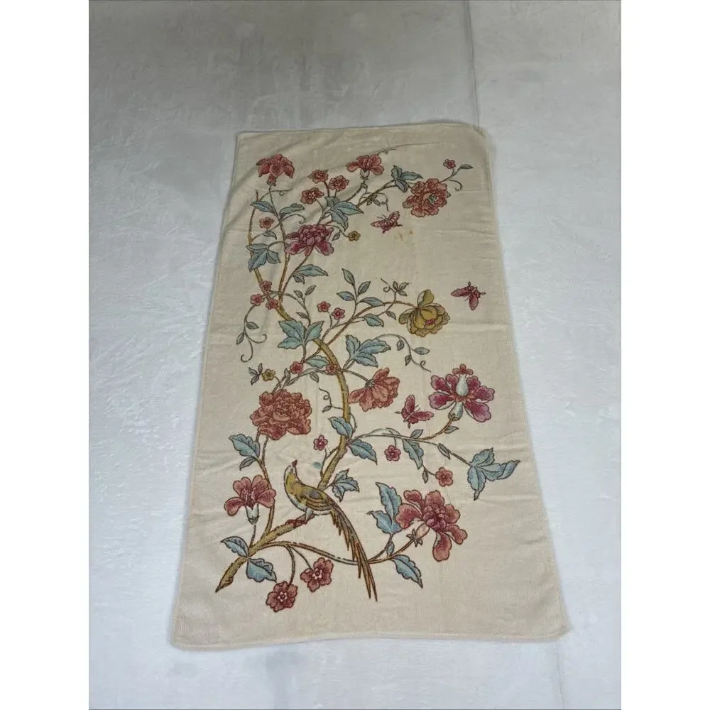 Pair Of Fieldcrest Vintage Tan Floral & Butterfly Bath Towels Multi-Color Chrty